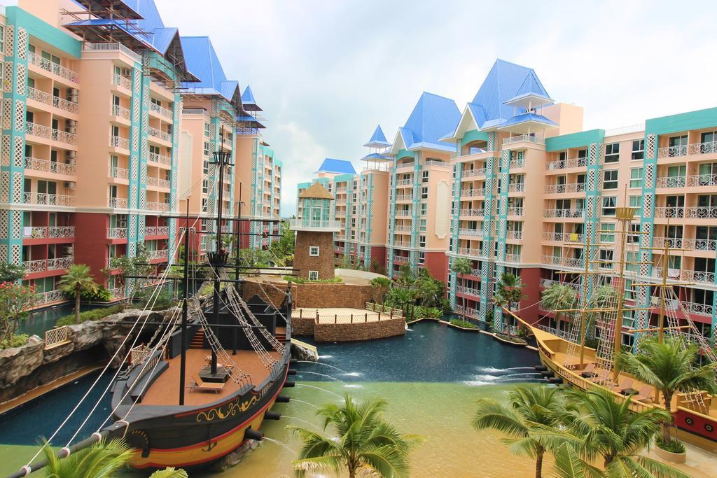 Grande Caribbean Pattaya Hotel Exterior foto
