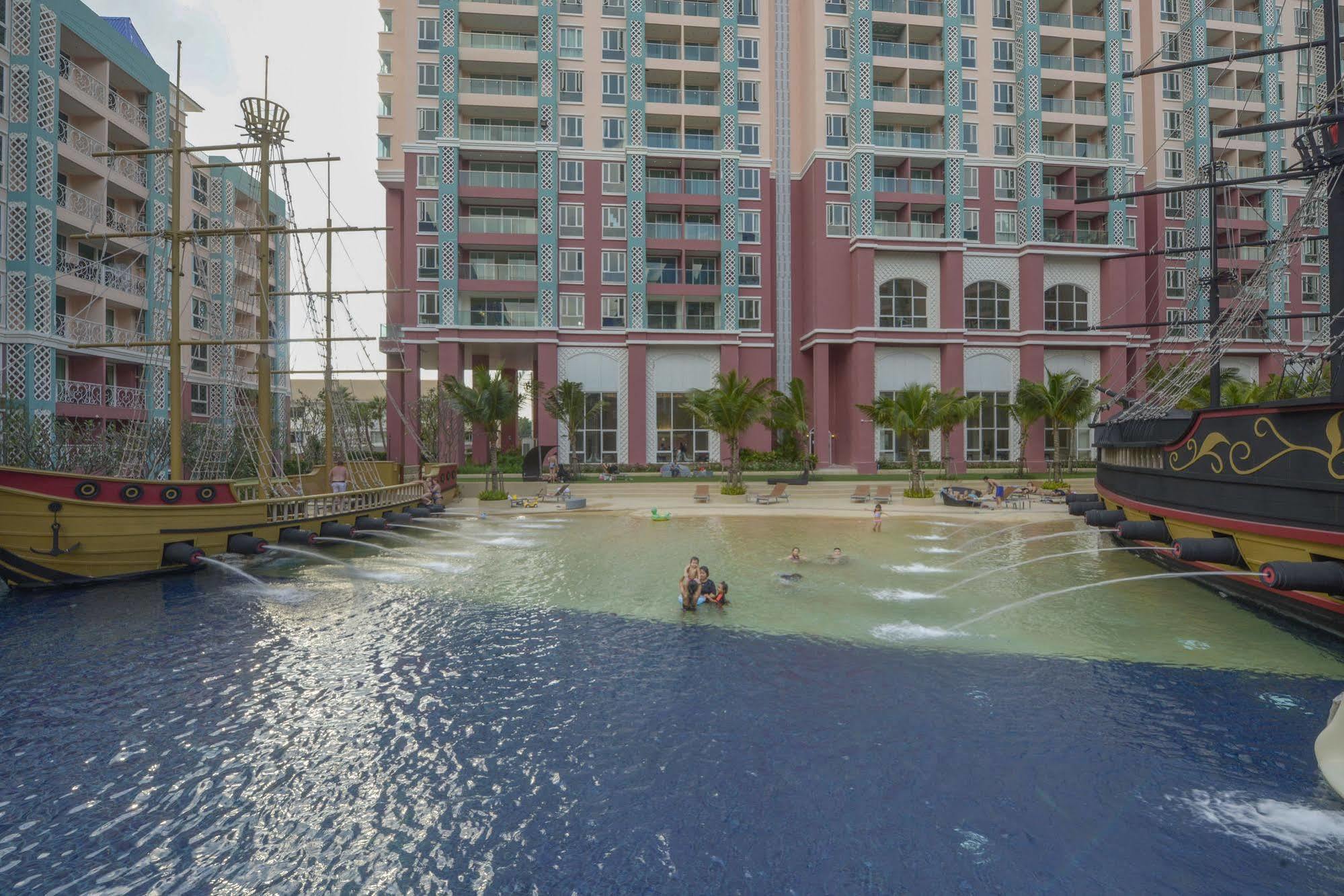 Grande Caribbean Pattaya Hotel Exterior foto